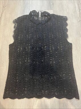 Dynamite Black Lace Mock Neck Sleeveless Camisole